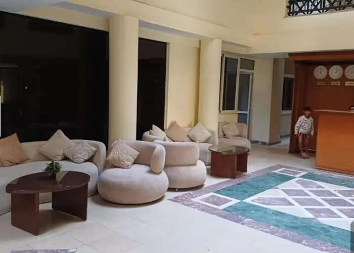 Palma Resort, *